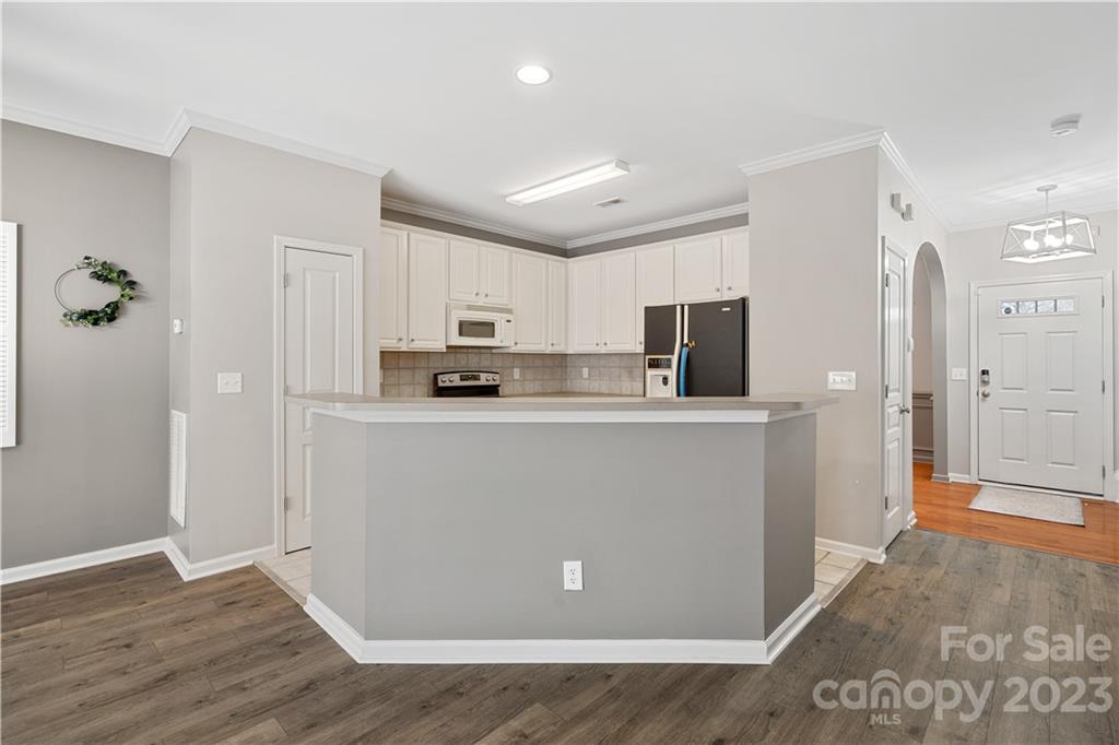 Ridge Pointe - Residential