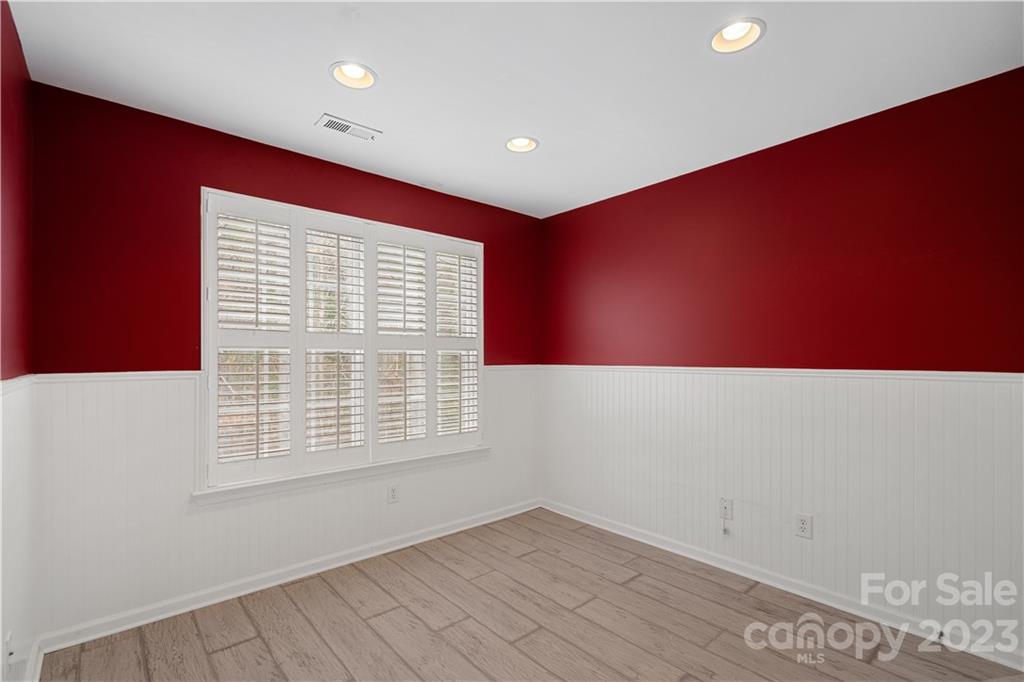 Ridge Pointe - Residential