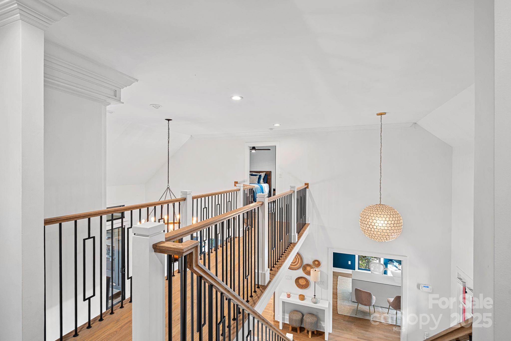 Diane Shores - Residential