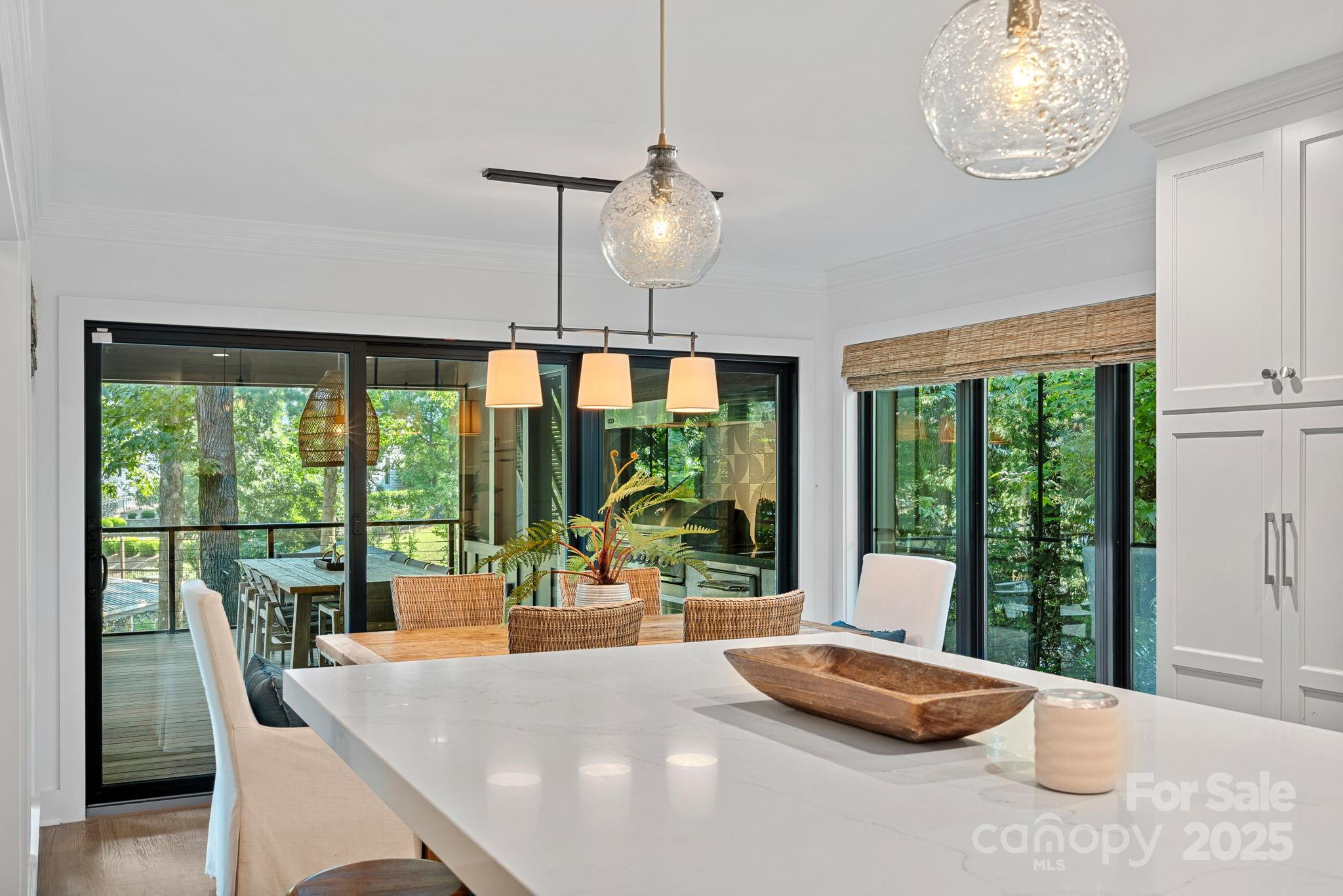 Diane Shores - Residential