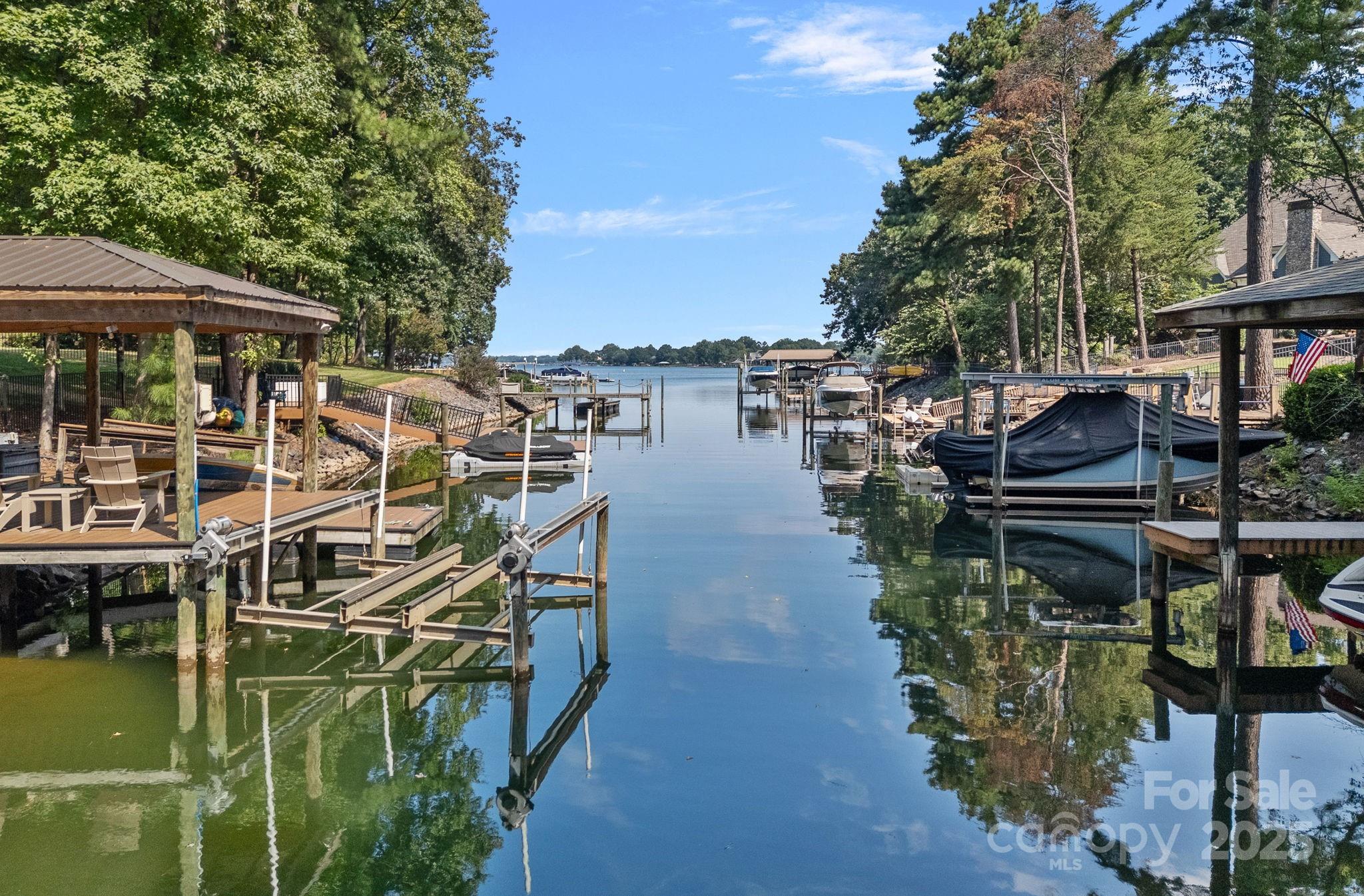 Diane Shores - Residential