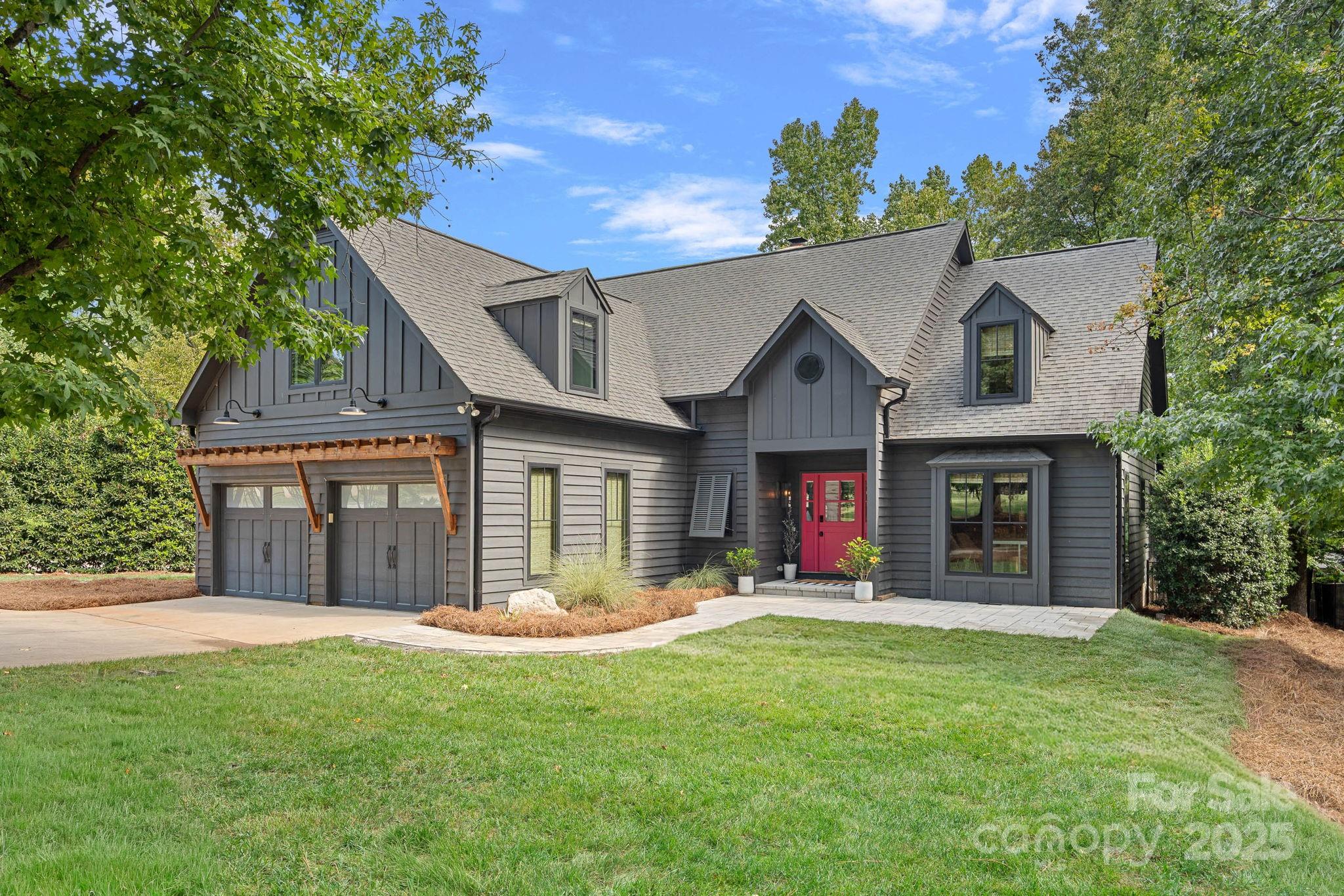 Diane Shores - Residential