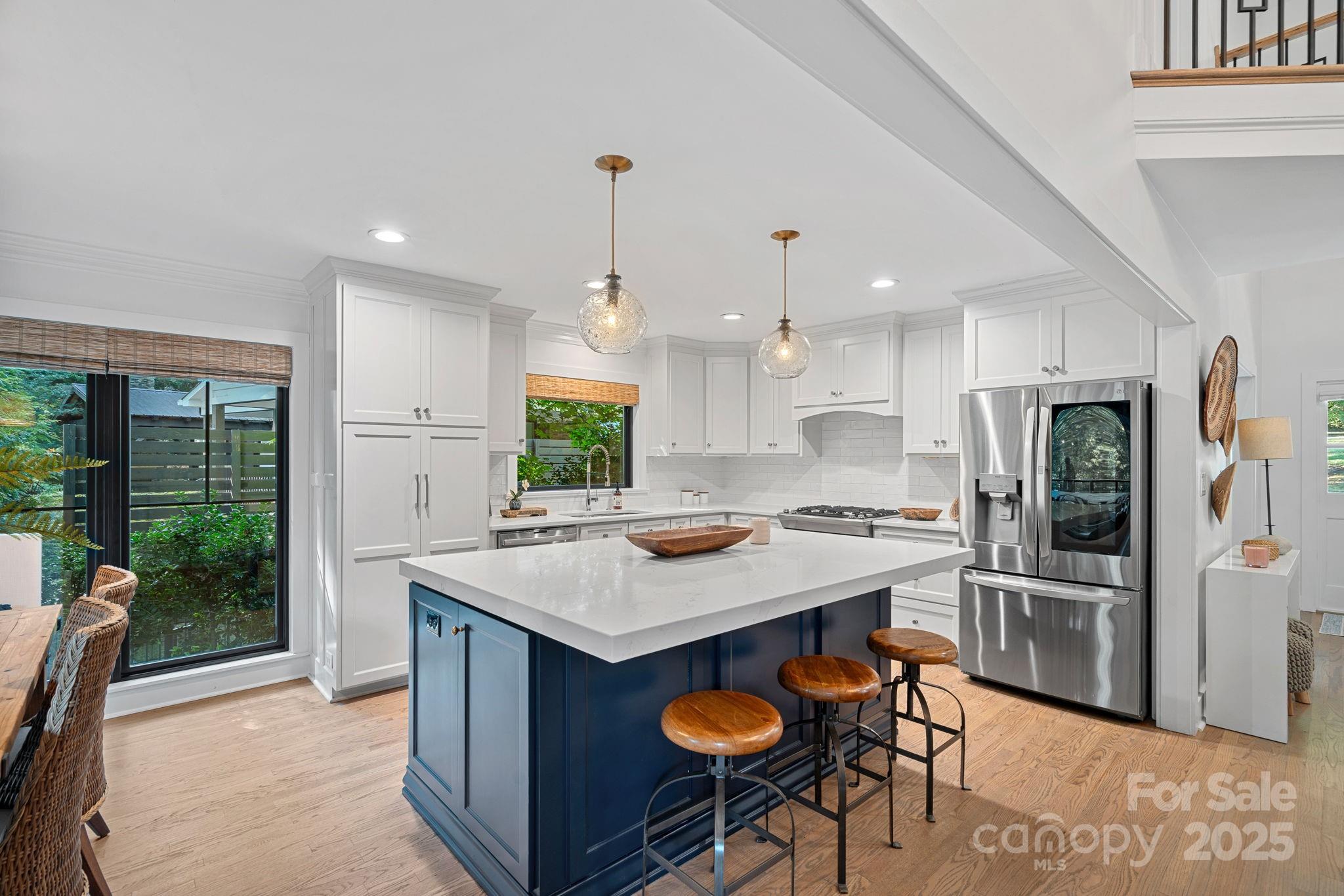 Diane Shores - Residential