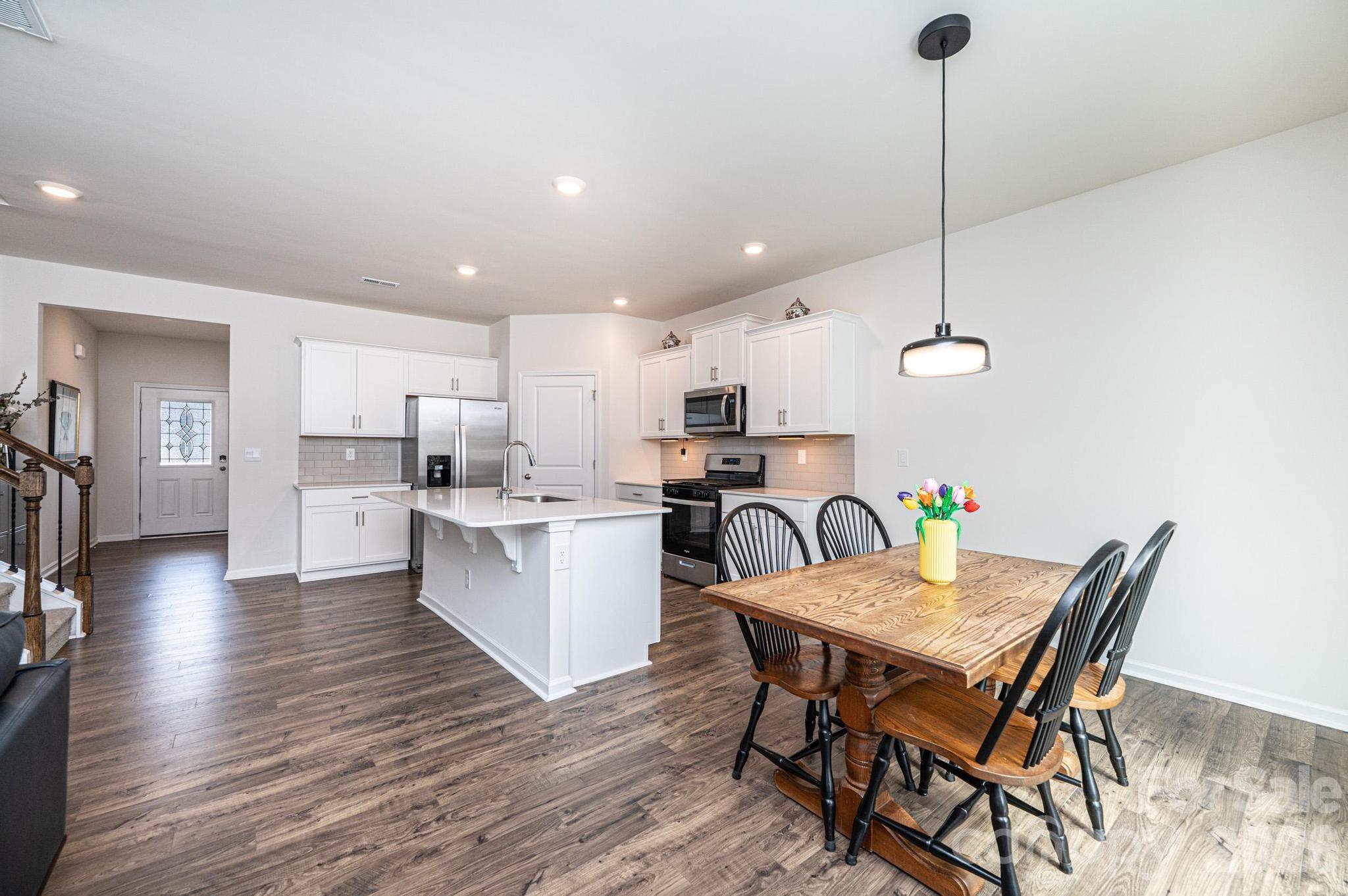 Azalea Ridge - Residential