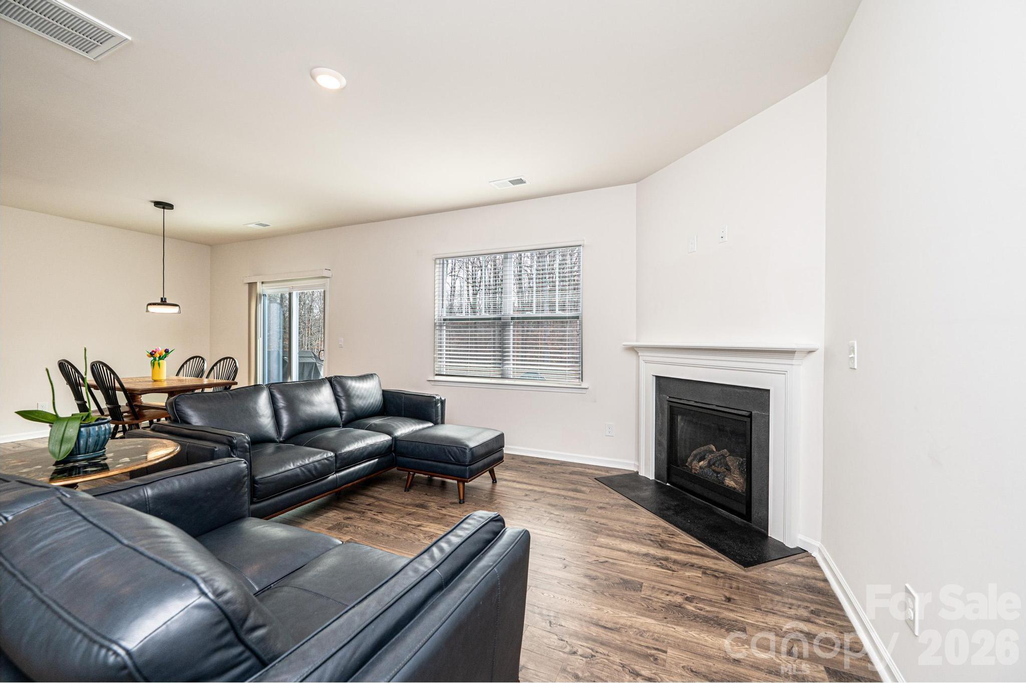 Azalea Ridge - Residential