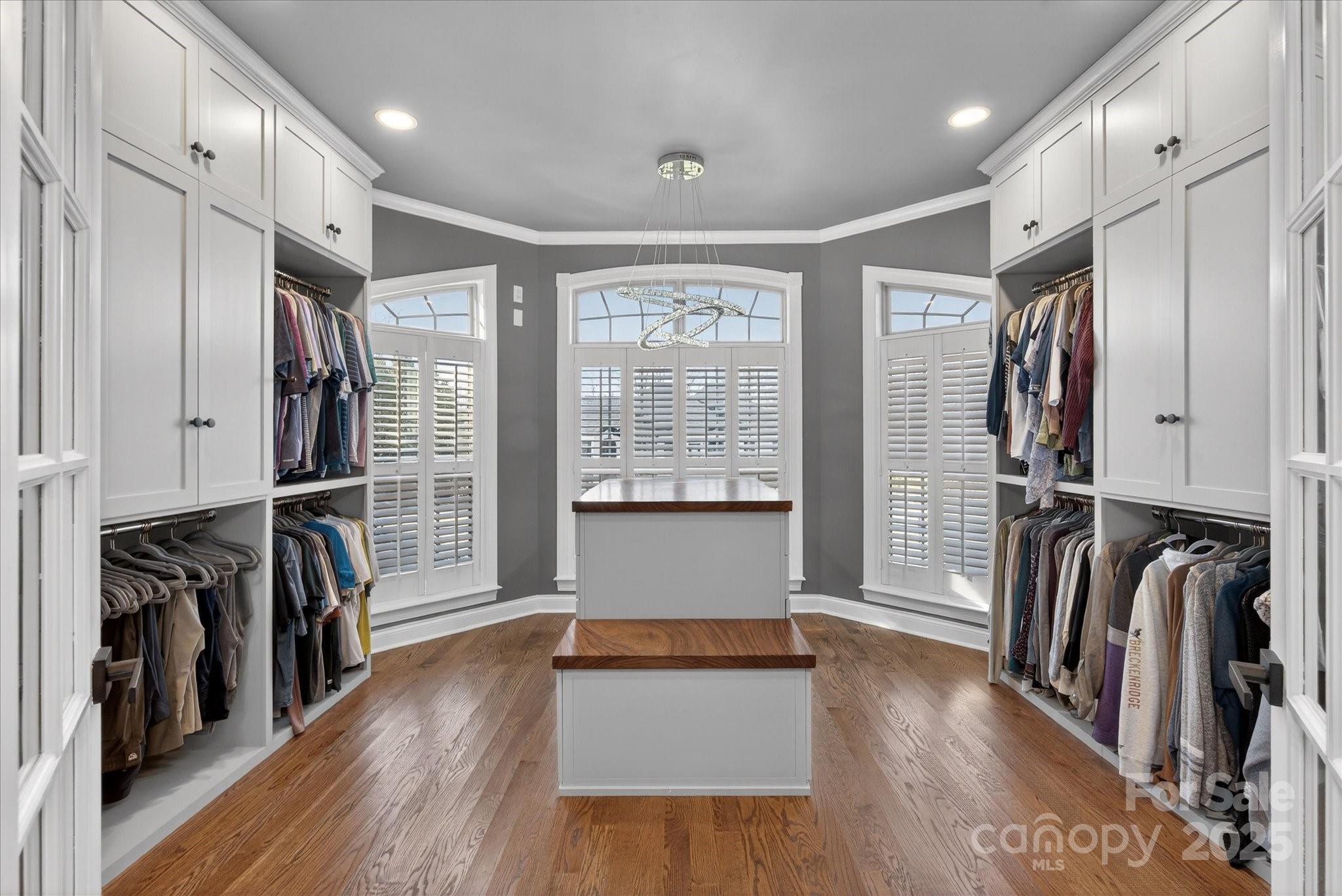 Chatsworth - Residential