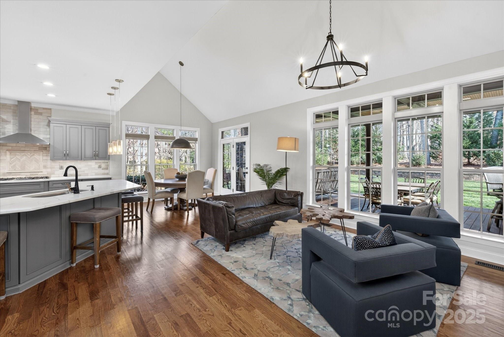 Chatsworth - Residential