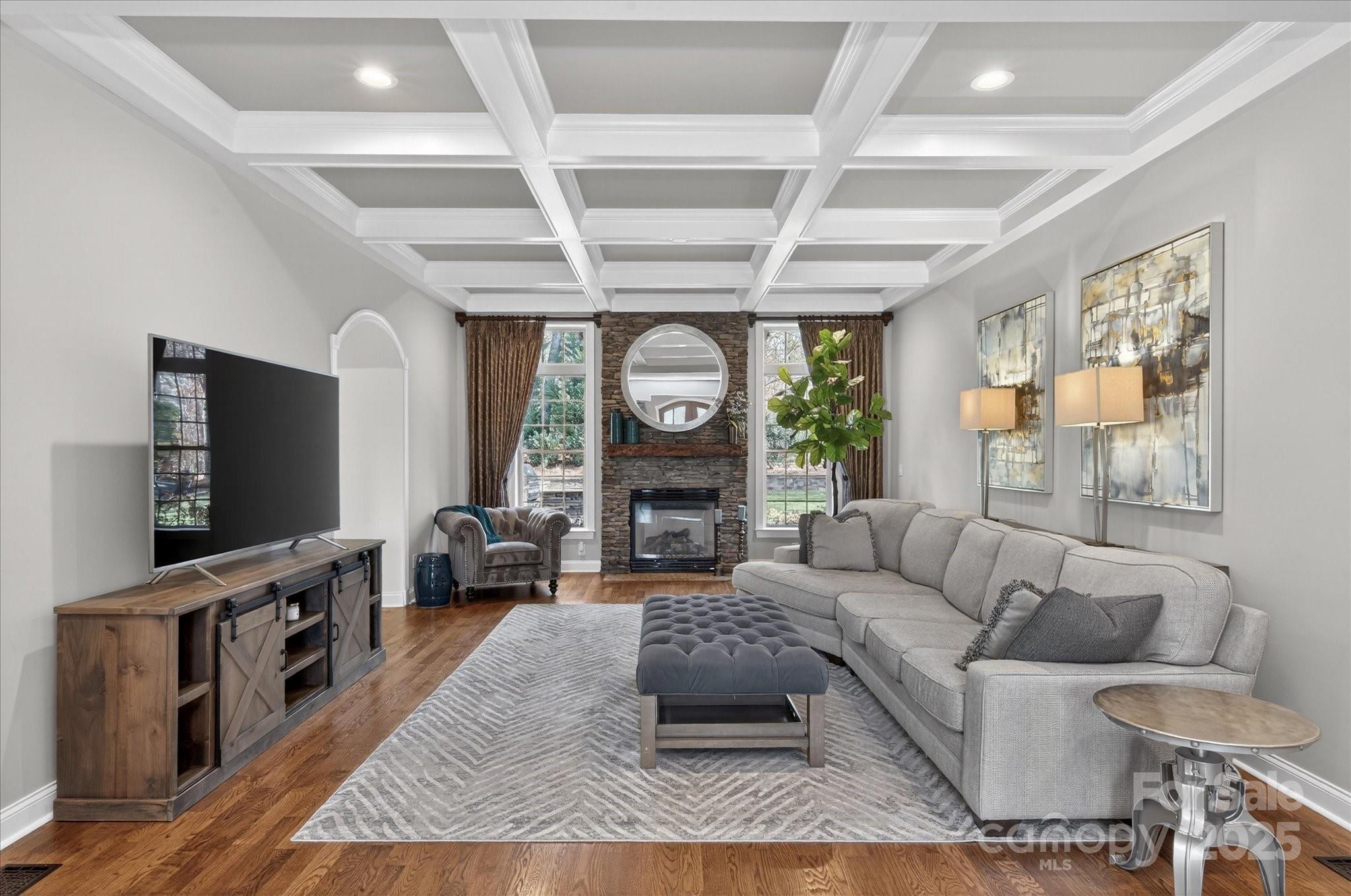 Chatsworth - Residential