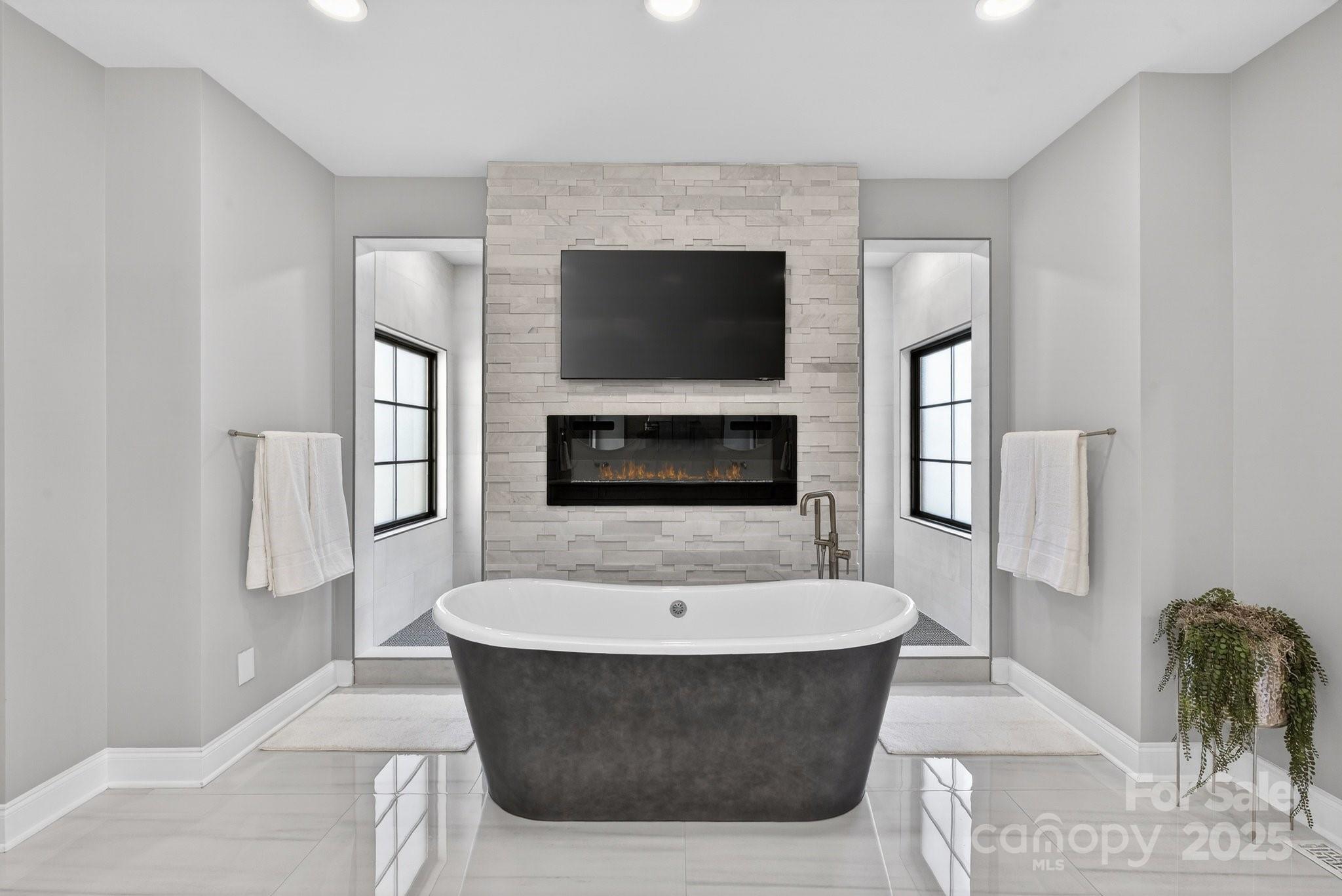 Chatsworth - Residential