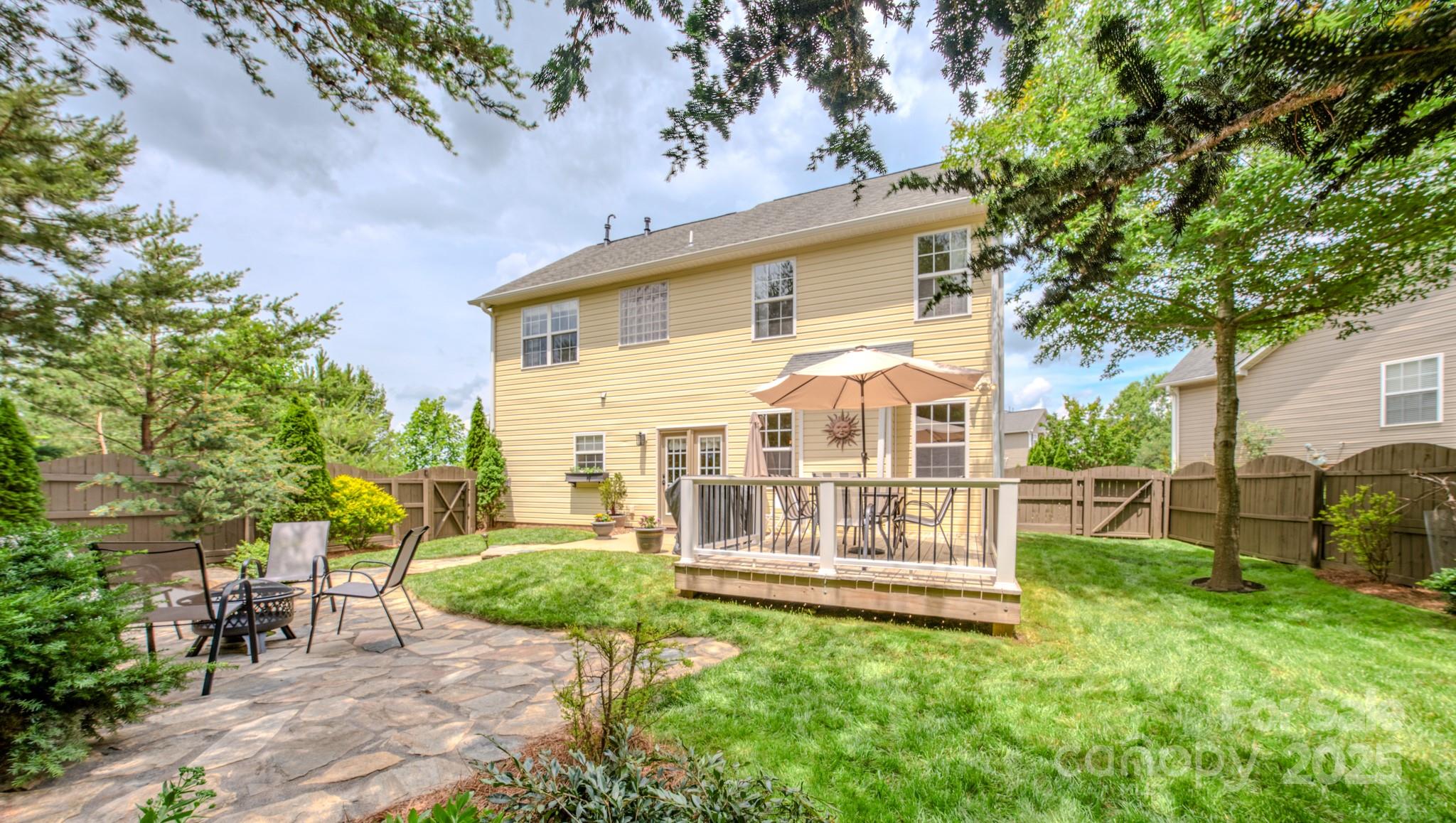 36 Stone River Drive