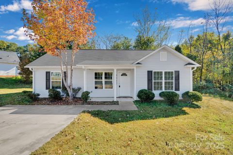 4617 Wind Chime Court Charlotte NC 28208