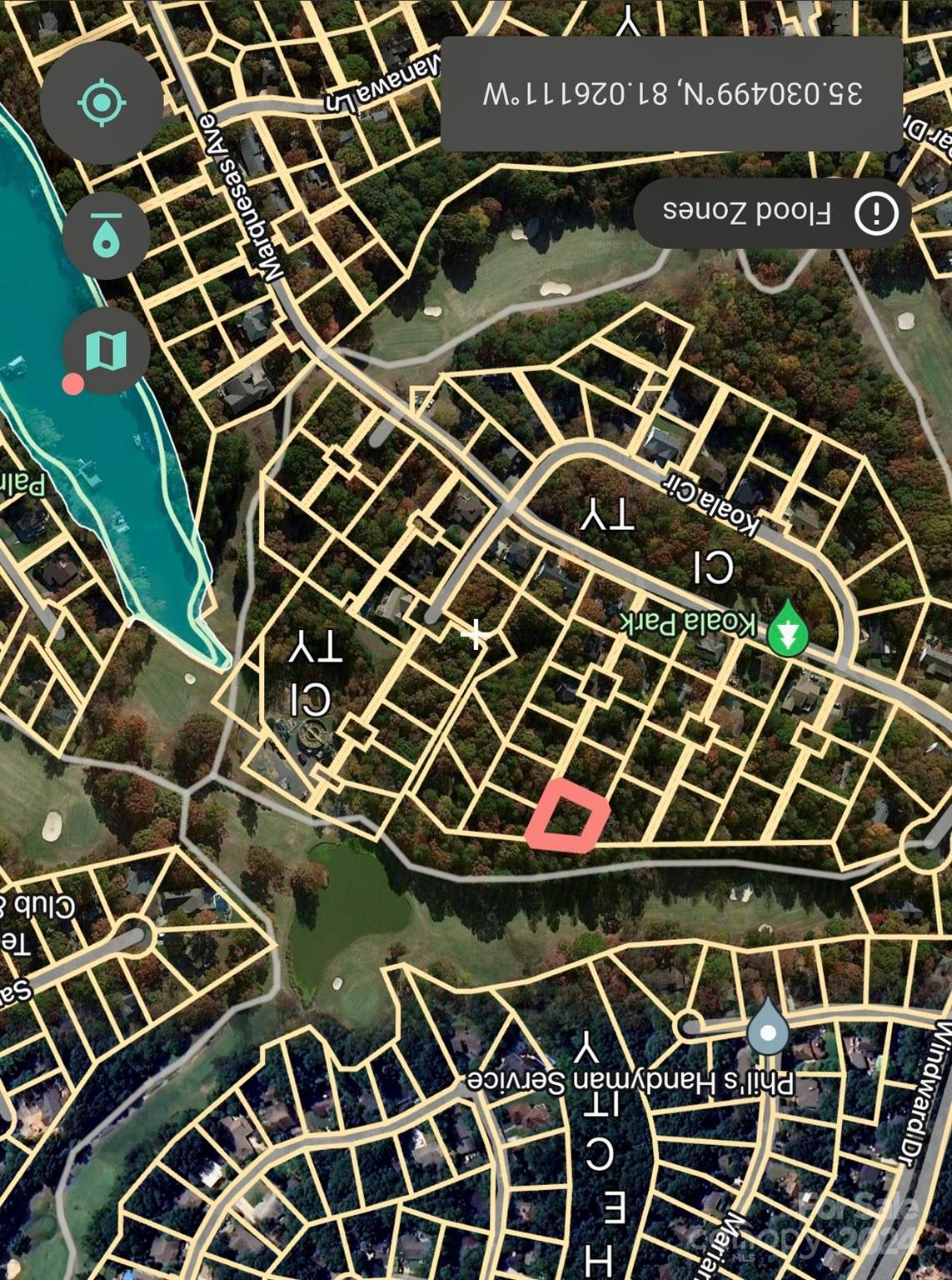 Main image without alt text