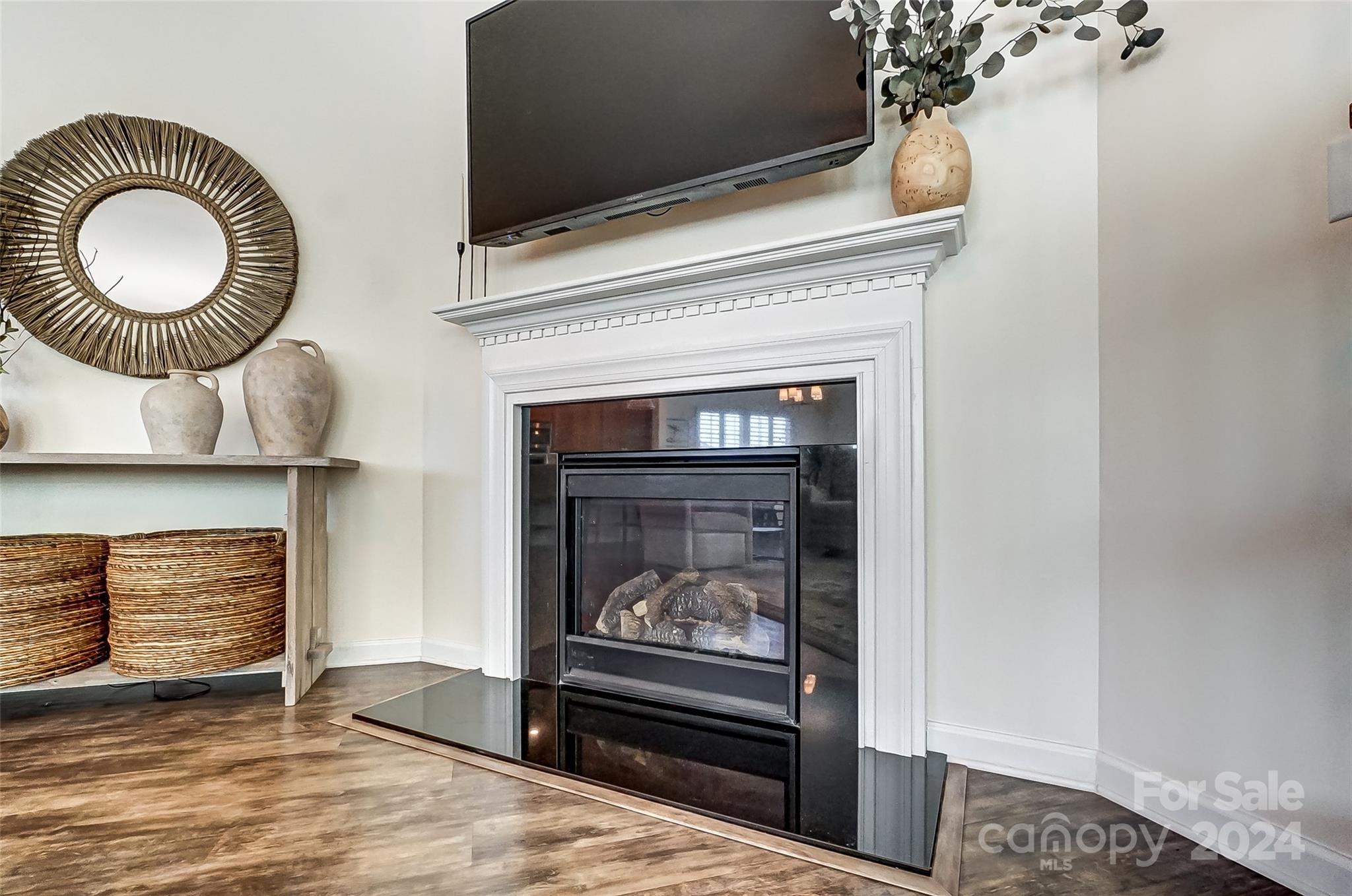 Summerhouse At Paddlers Cove - Residential