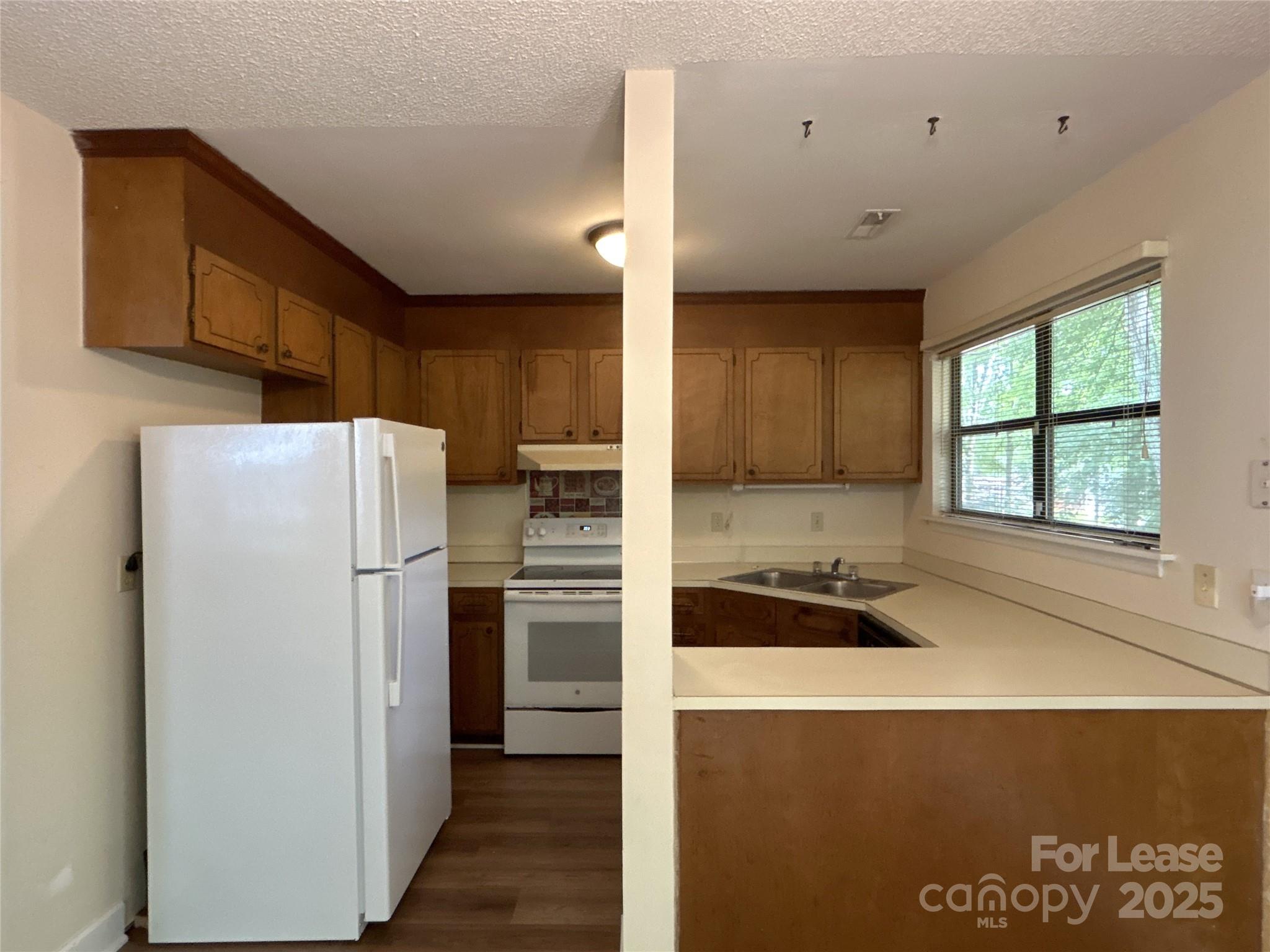 Hickory Grove - Residential Lease