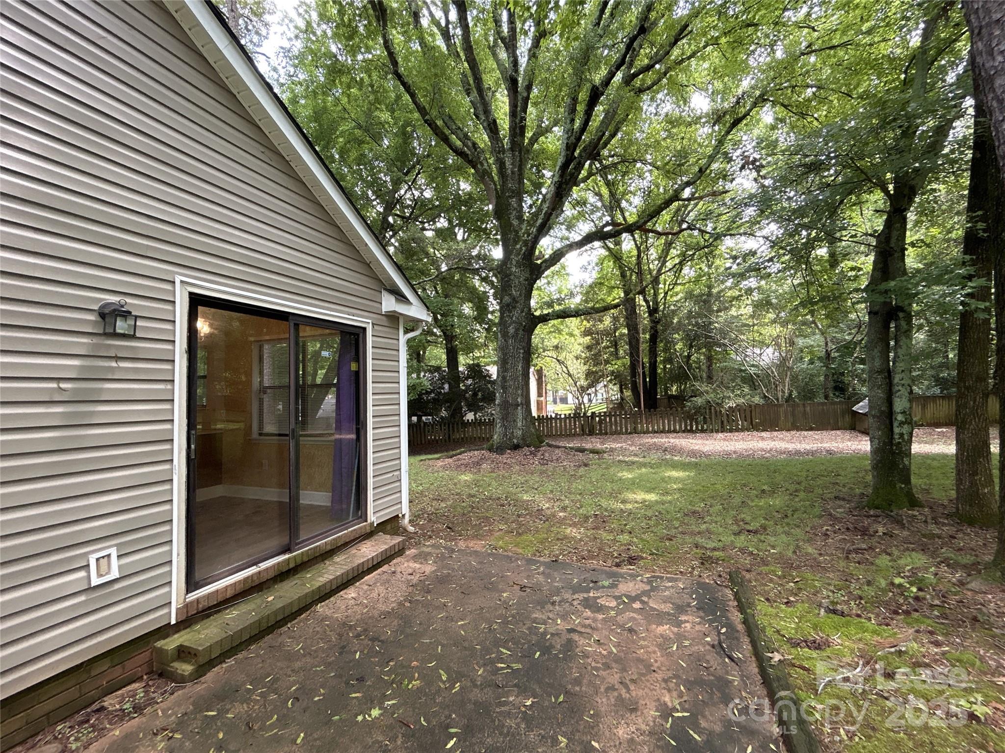 Hickory Grove - Residential Lease