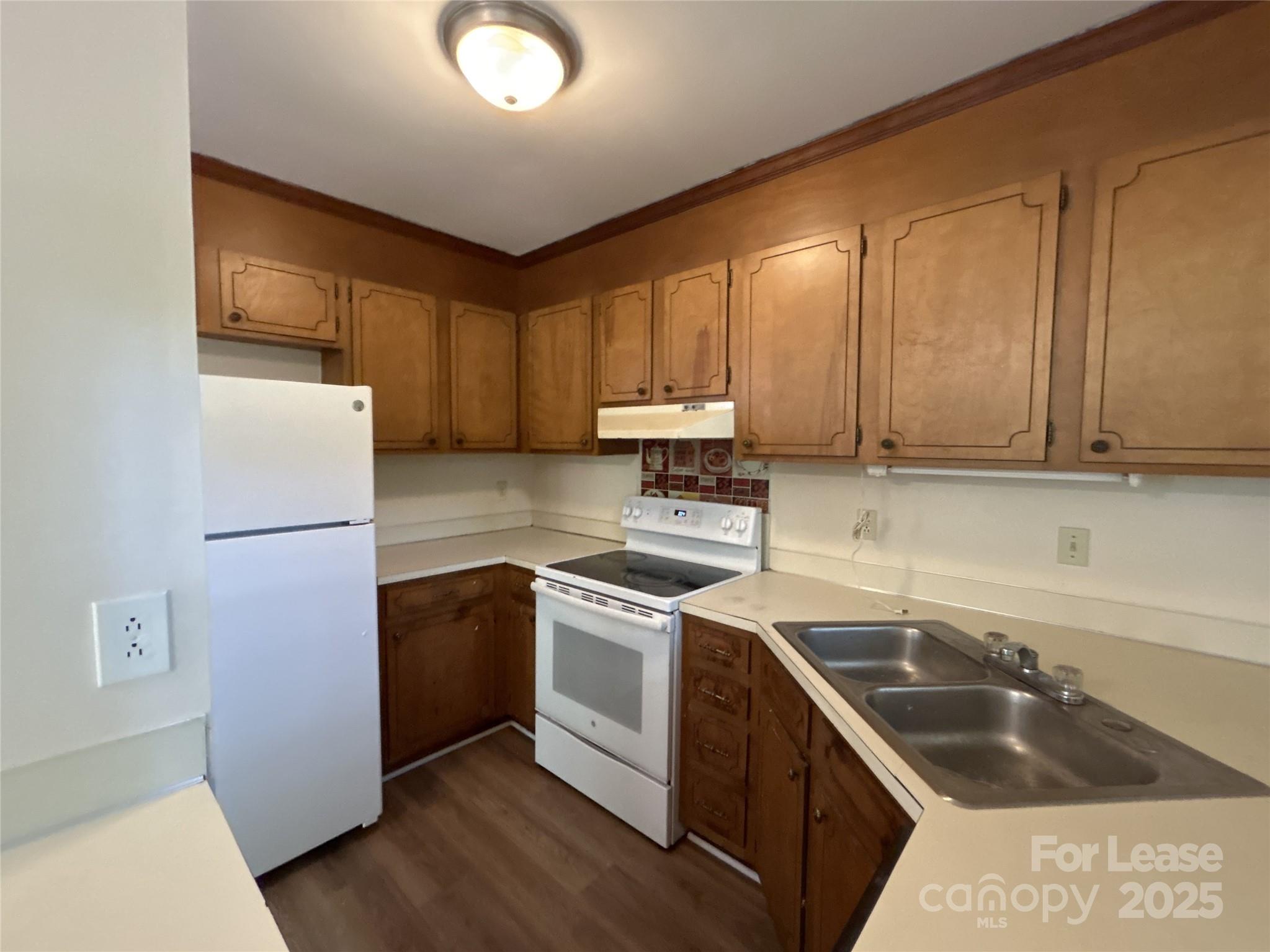 Hickory Grove - Residential Lease