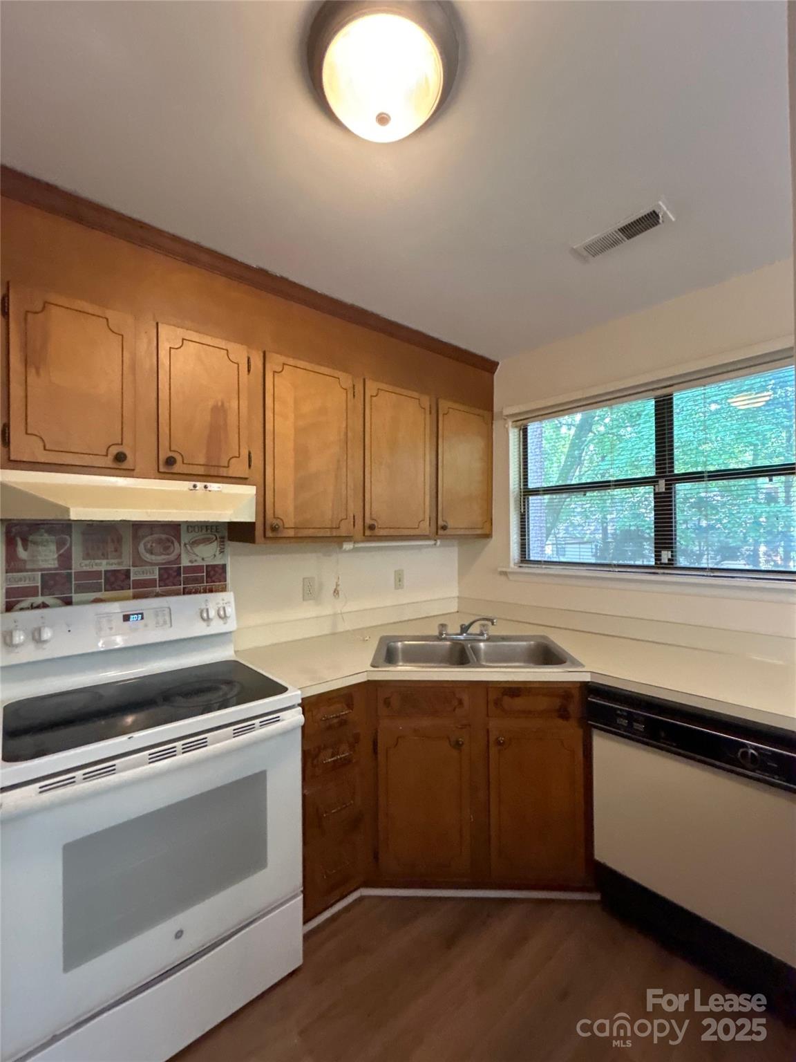 Hickory Grove - Residential Lease