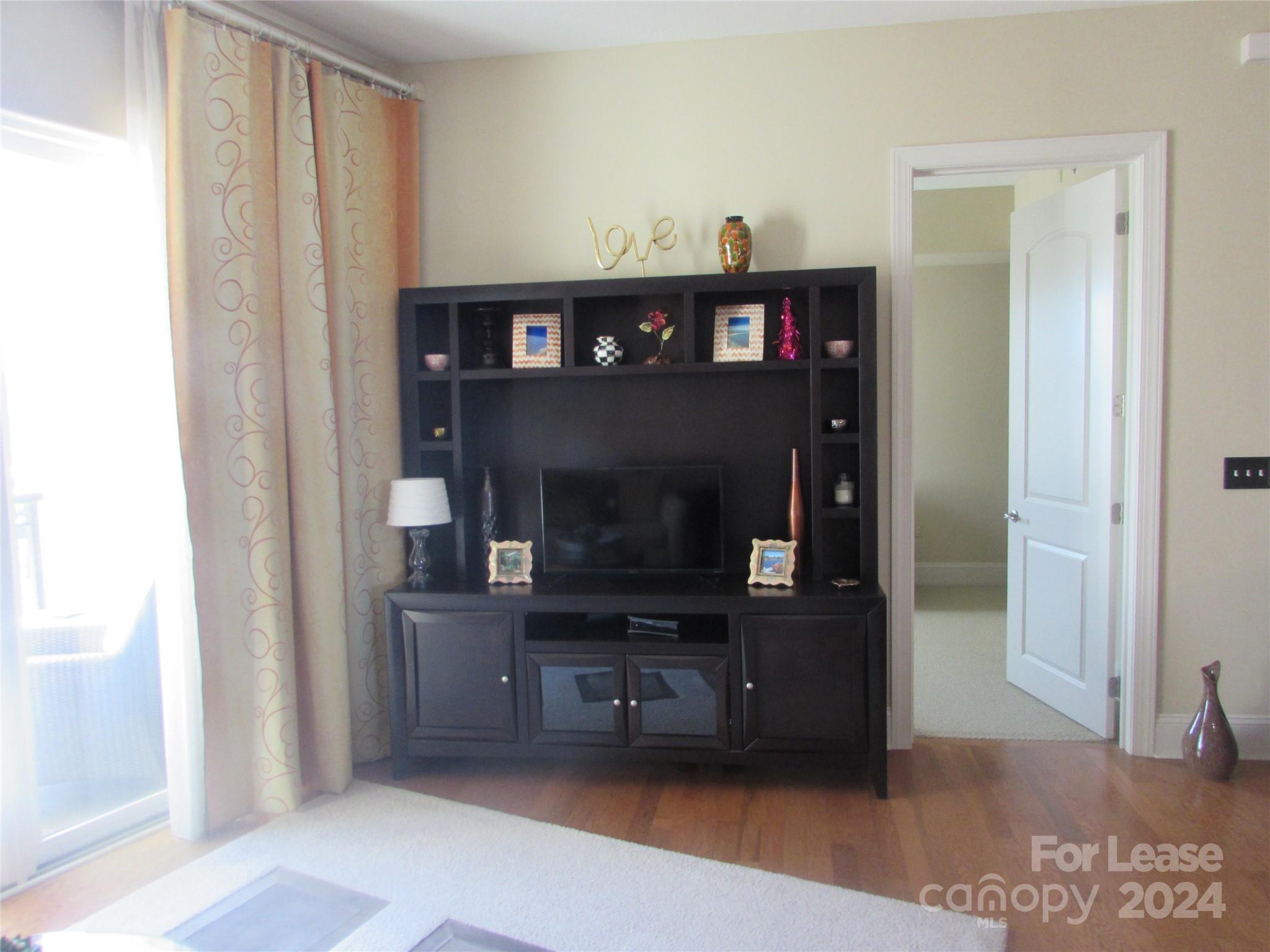 Piedmont Row - Residential Lease