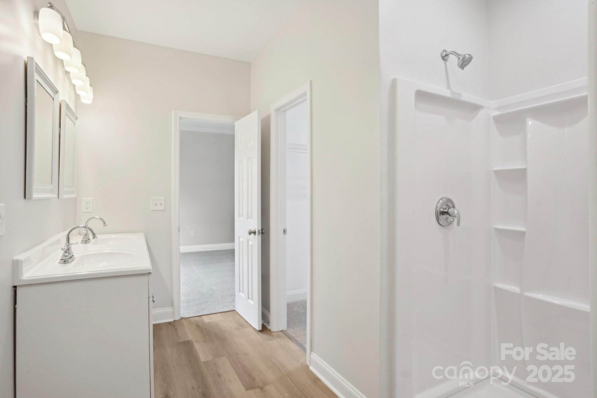 English Garden Park - Residential