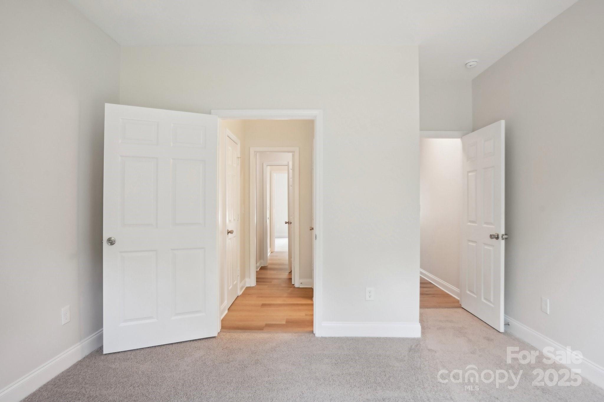 English Garden Park - Residential