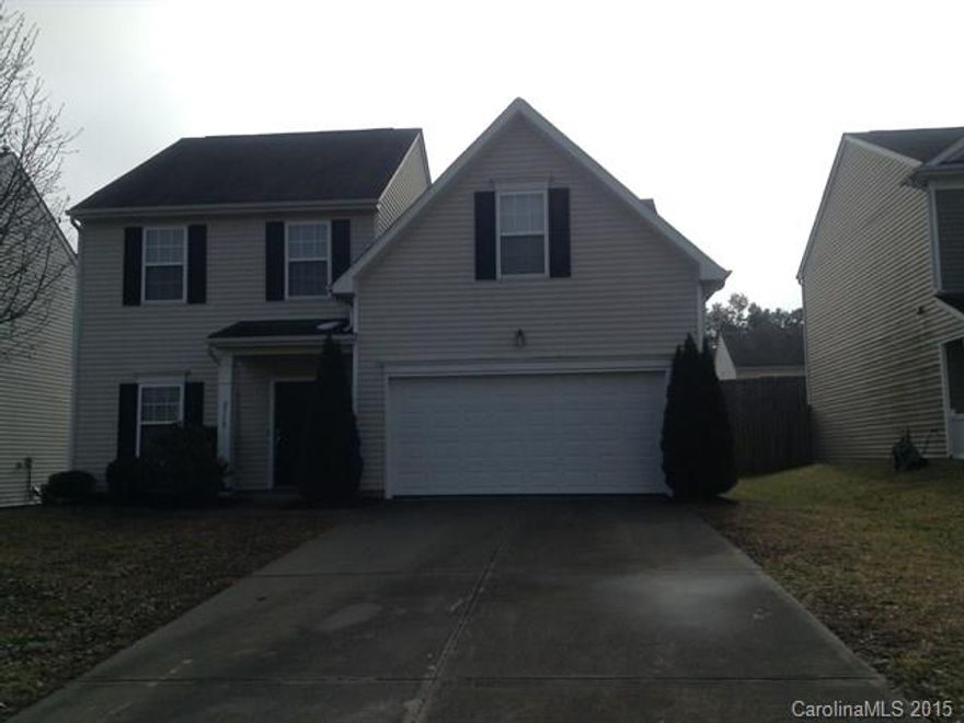 This 2,169 square foot single family home has 3 bedrooms and 2.5 bathrooms. This home is located in the Highland Park subdivision. This home has hardwood floors and vaulted ceilings.
