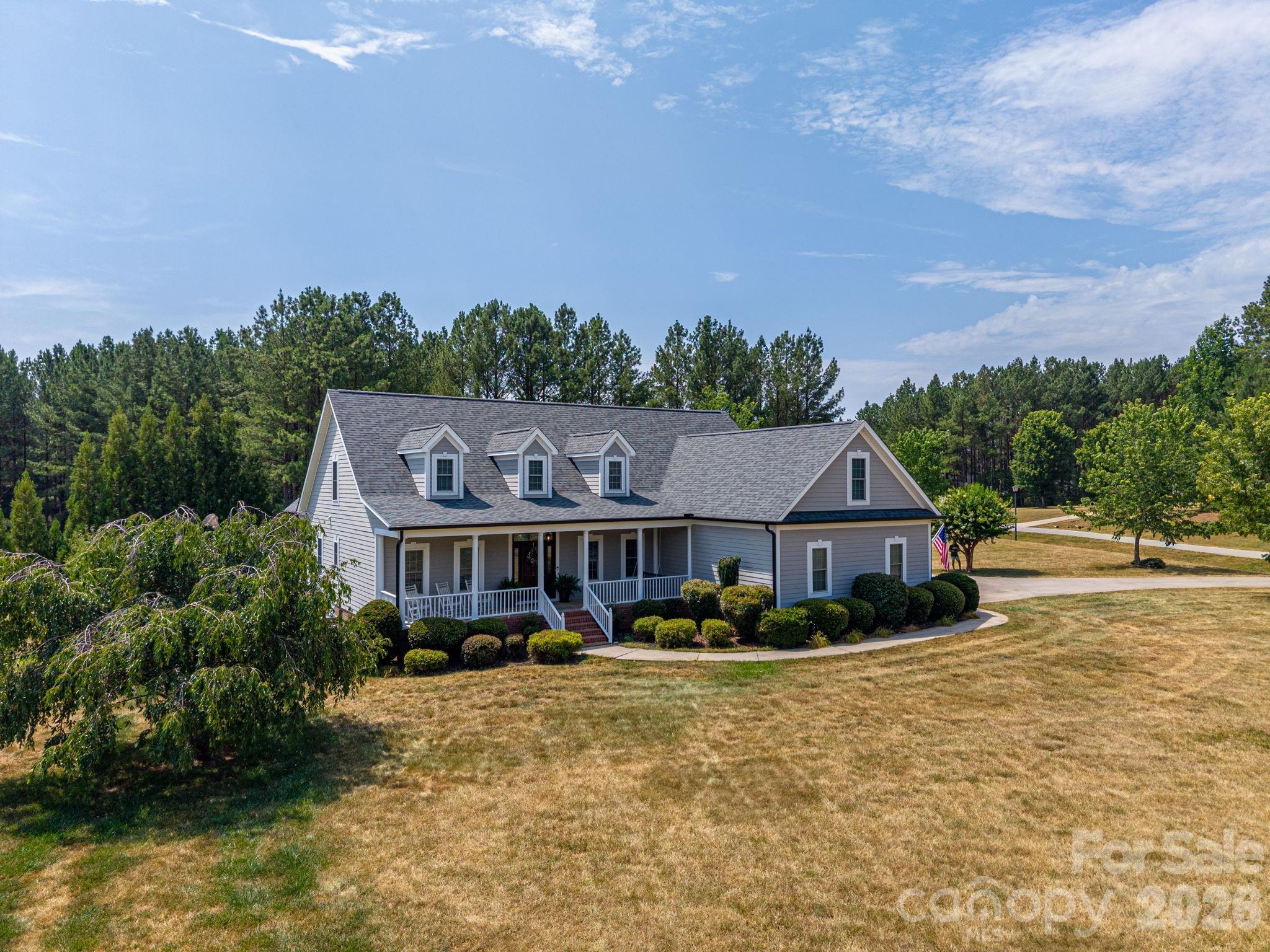 3020 N Ridge Court