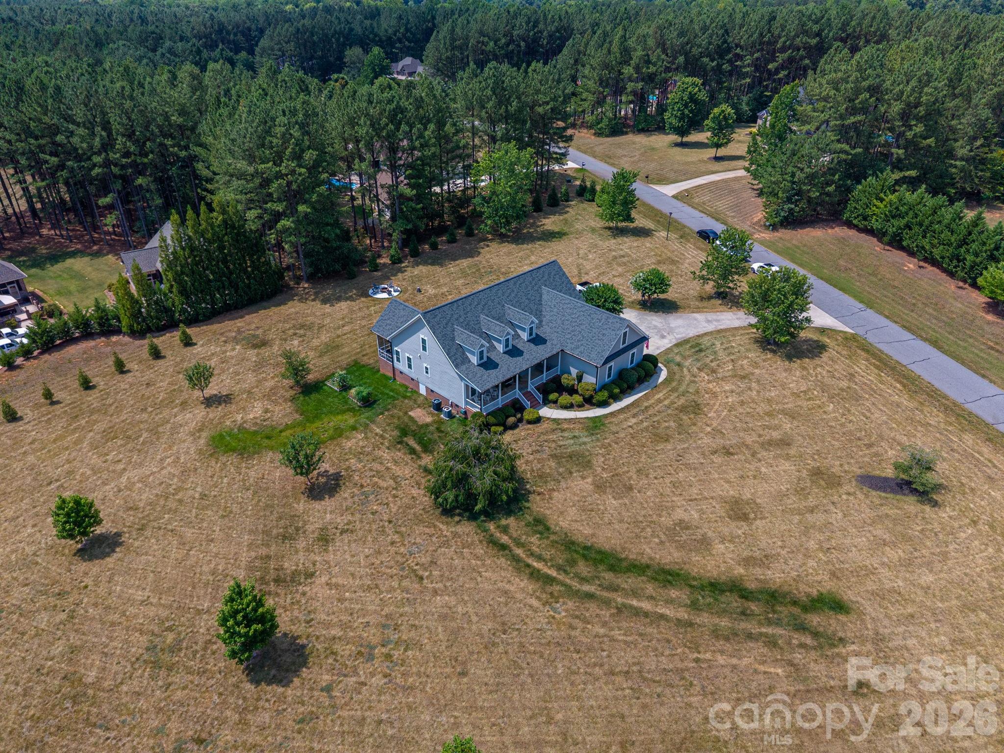3020 N Ridge Court