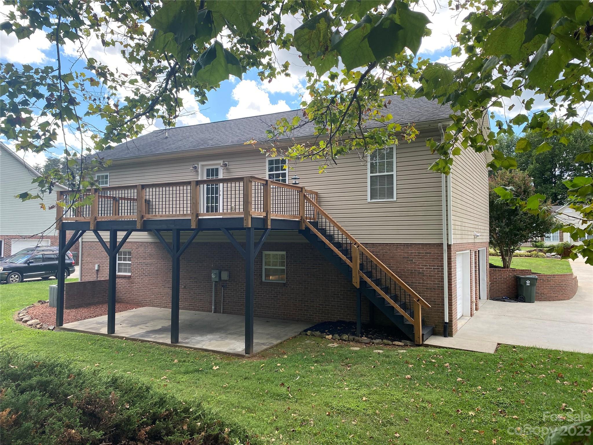 Meadowcreek Estates - Residential