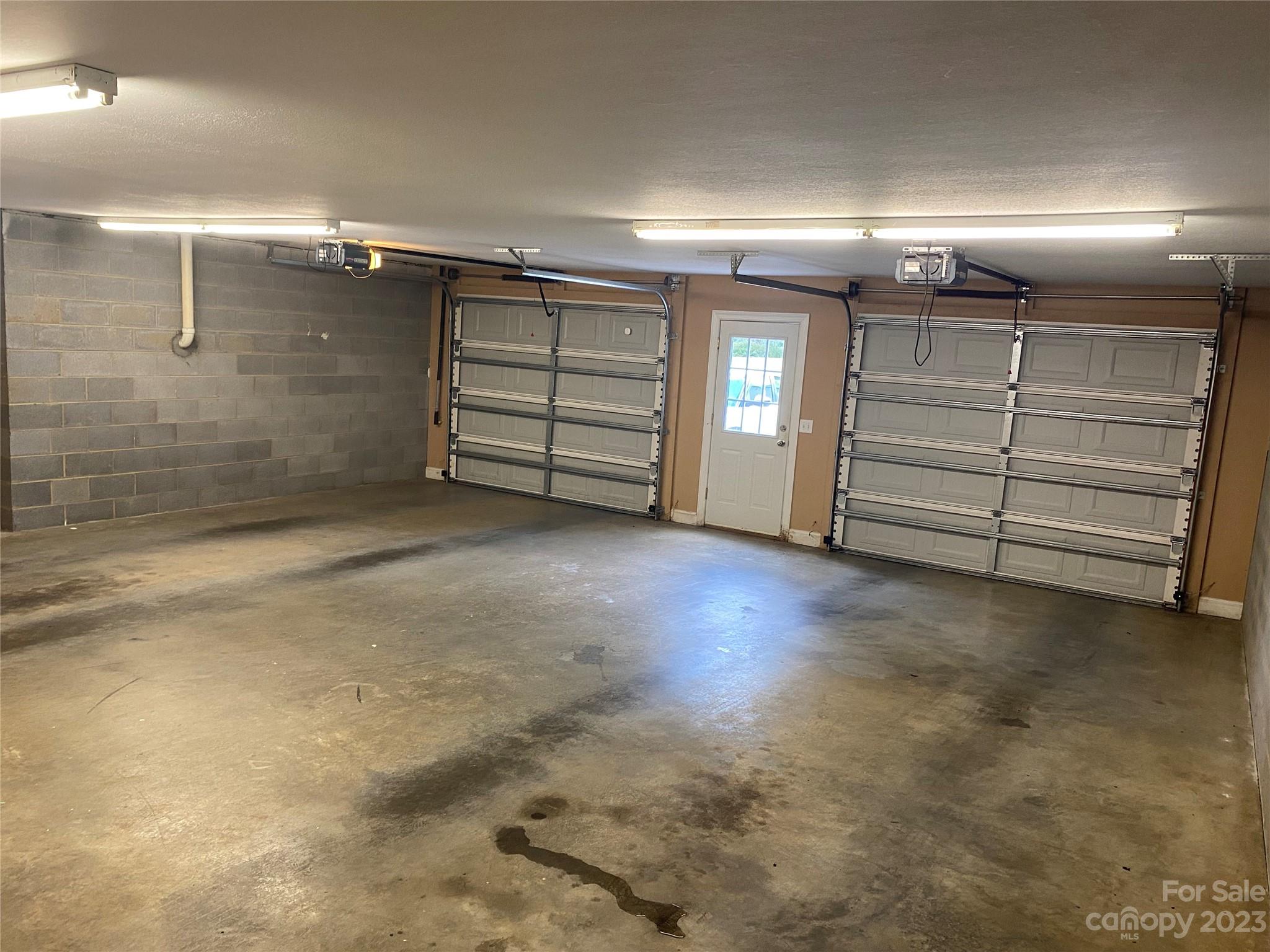 Meadowcreek Estates - Residential