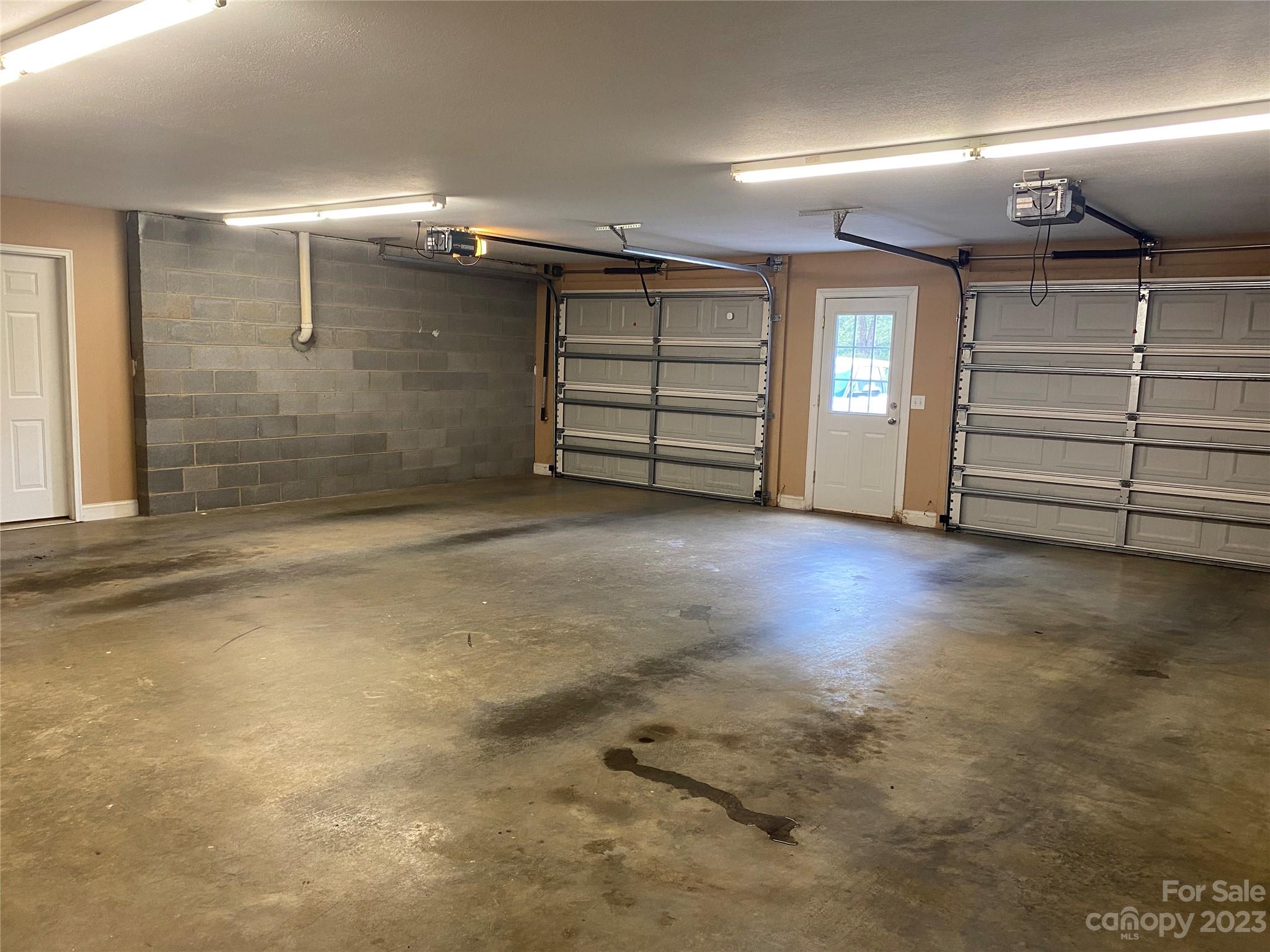 Meadowcreek Estates - Residential