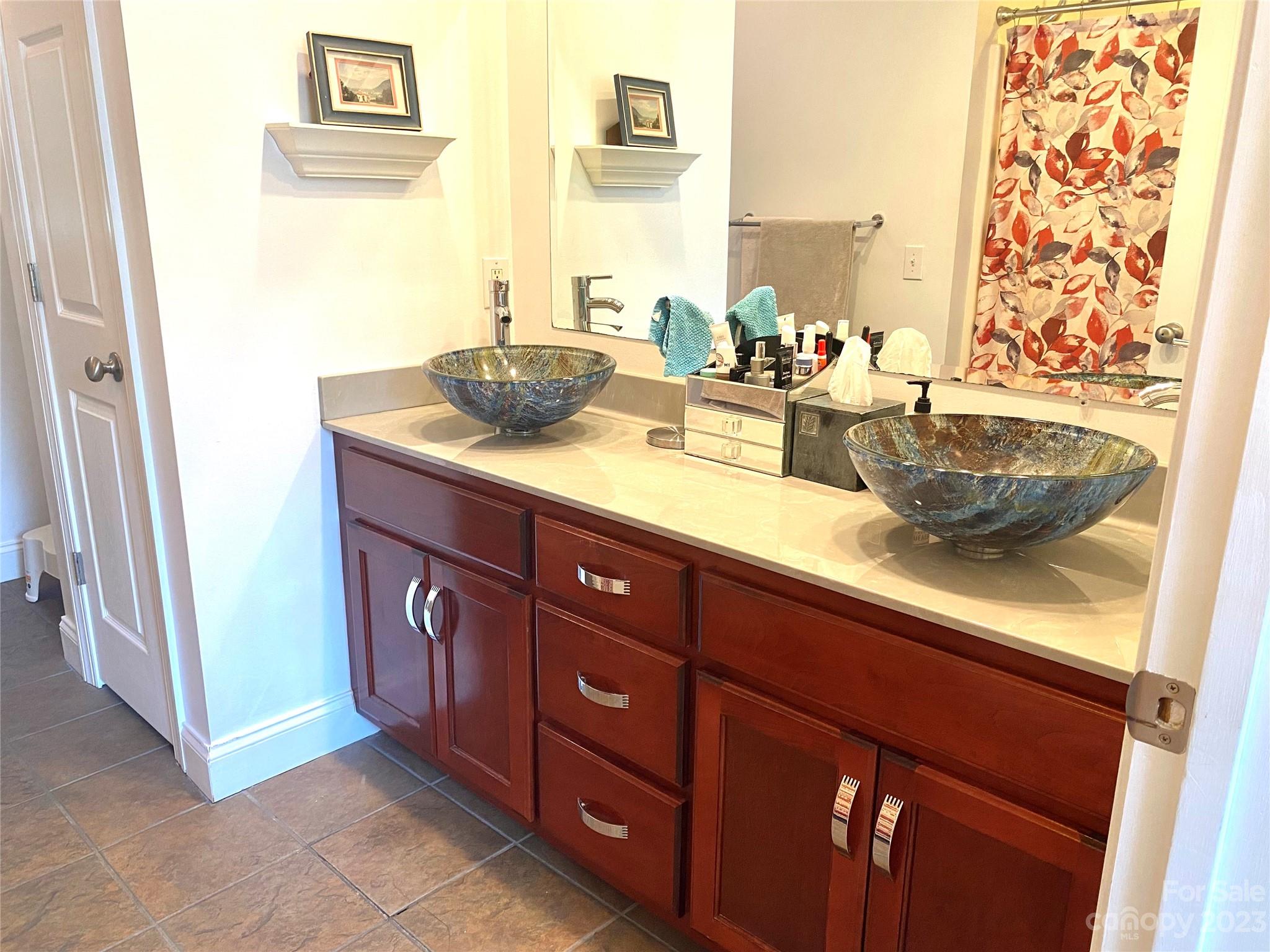 Meadowcreek Estates - Residential