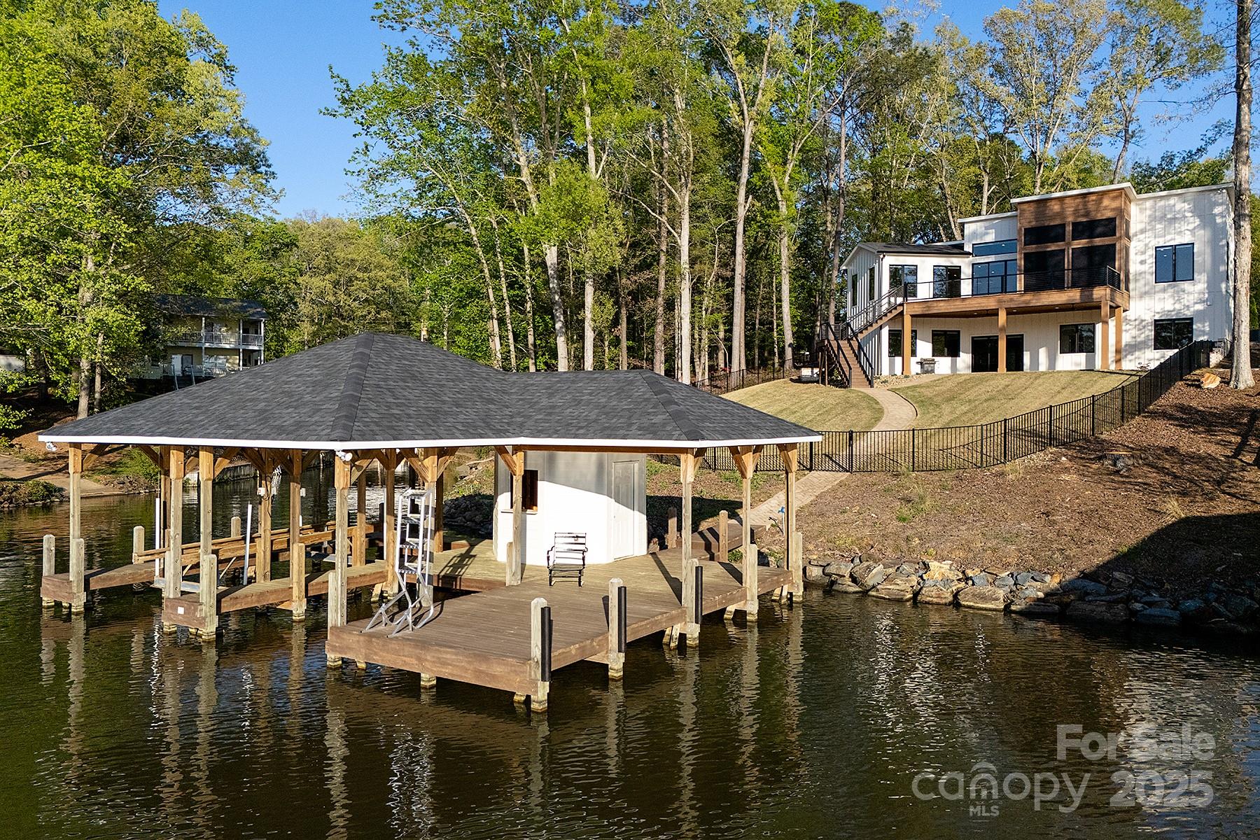 Fairway Shores - Residential