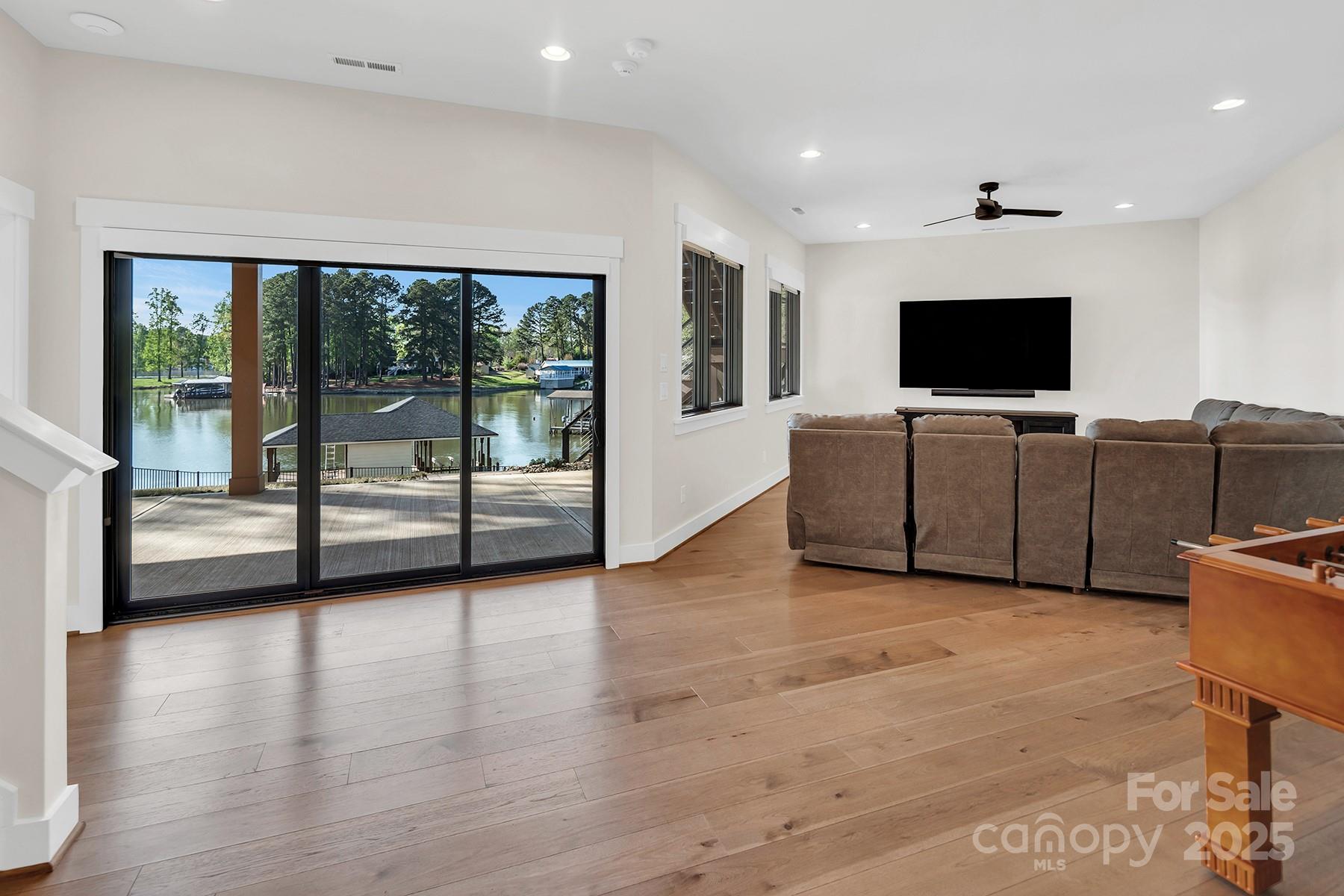 Fairway Shores - Residential