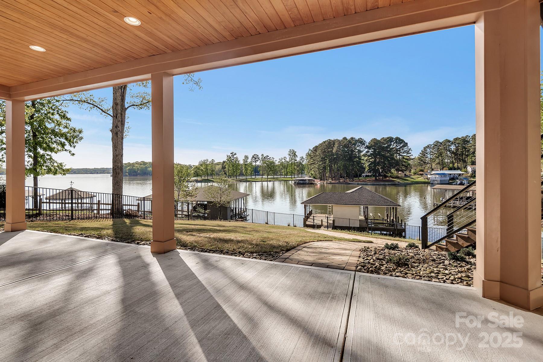 Fairway Shores - Residential