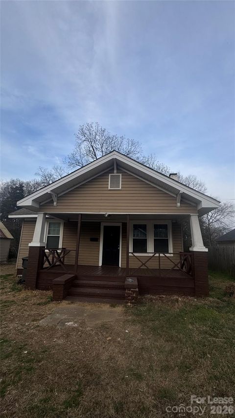 Photo of 4604 Hovis Road, Charlotte, NC 28208 (MLS # 4377385)