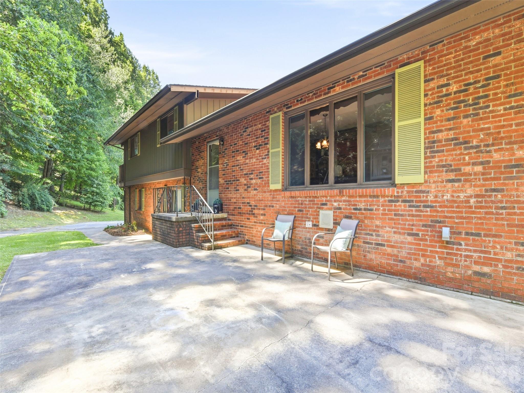 252 Big Stomp Road