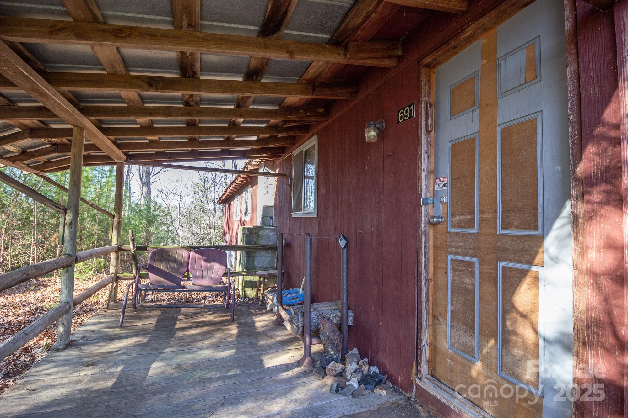 691 Sandy Bottom Road