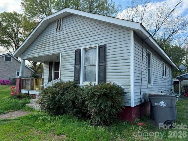 1506 Moose Road