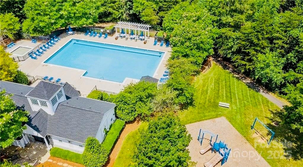 20313 Queensdale Drive