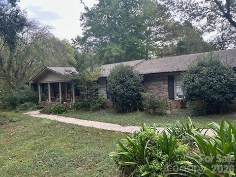 106 Circle Drive Wingate NC 28174