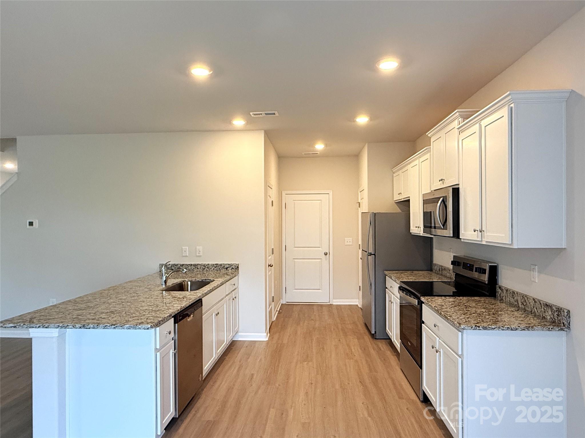 McKee Creek Village - Residential Lease