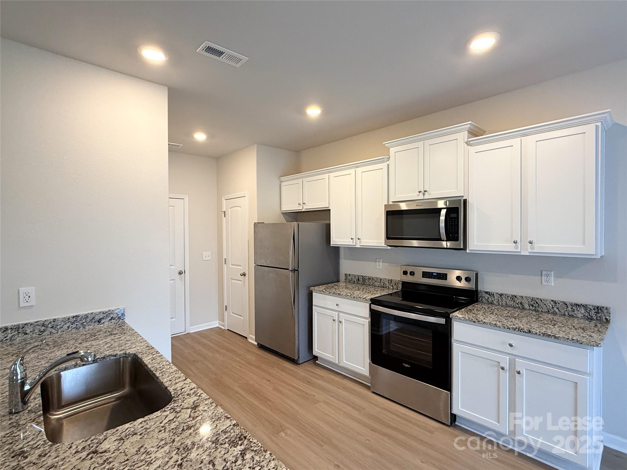 McKee Creek Village - Residential Lease