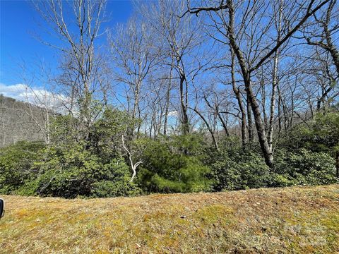 Lot 85-R N Running Deer Trail Horse Shoe NC 28742