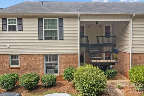 Photo of 4605 Coronado Drive #Q, Charlotte, NC 28212 (MLS # 4369884)