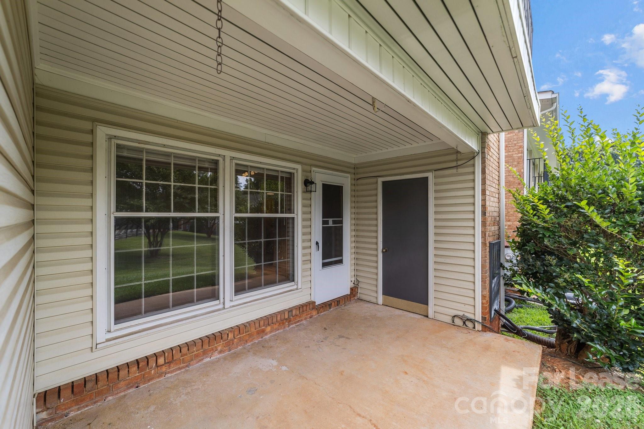 4605 Coronado Drive Q