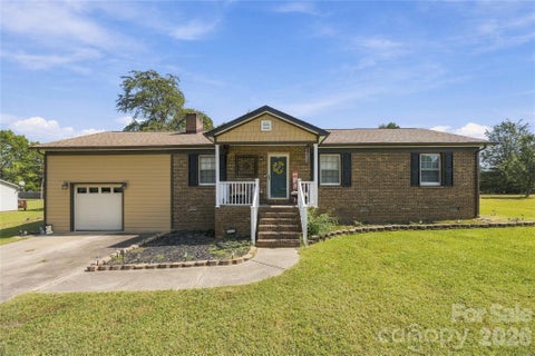 Photo of 305 W Timberland Drive, Grover, NC 28073 (MLS # 4429989)