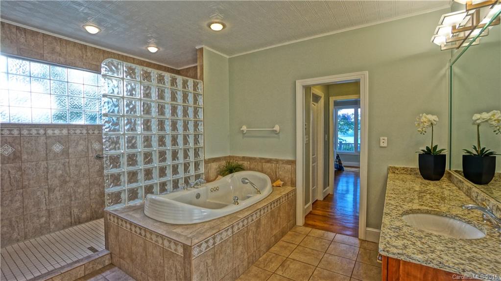 Astoria - Residential