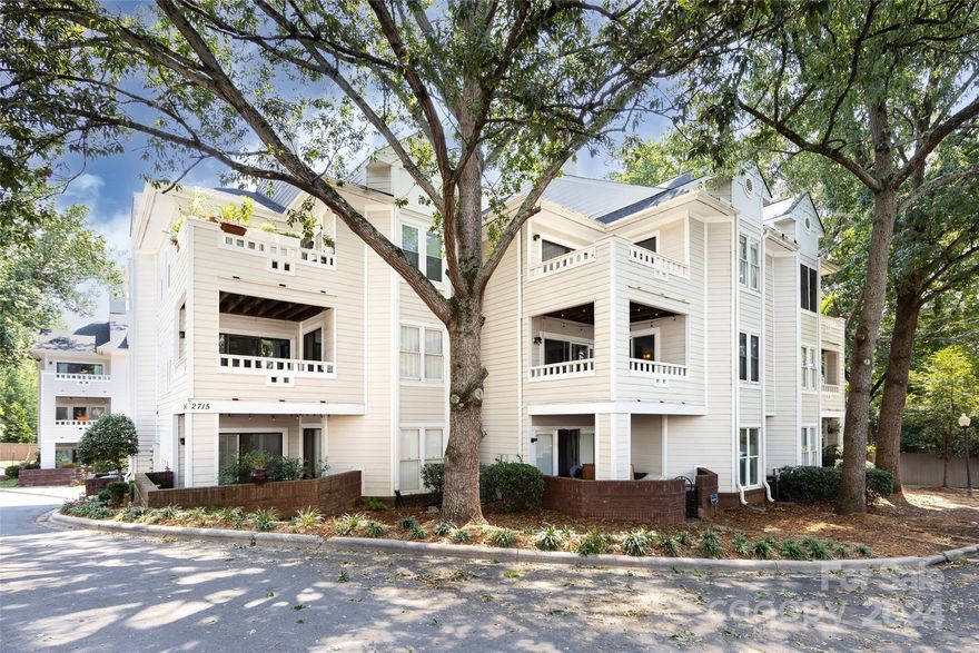 Welcome home to this charming two bedroom condo in desirable Myers Park. Located off Selwyn Avenue, you are just a minute away from local retail and restaurants. A hallway entry expands into the kitchen with abundant storage. The dining area opens up into the spacious living room which provides access onto the back covered patio. The large primary bedroom also features patio access, a walk-in closet, and a nicely sized en-suite. The guest bedroom can double as an office, and has nearby access to the full bathroom. The unit is move-in ready with recent upgrades including a 2021 HVAC system, recent removal of popcorn ceilings, freshly painted cabinets in kitchen and bathrooms, and new tile floors in the laundry room. This desirable area has easy access to Uptown and SouthEnd and features a community pool.