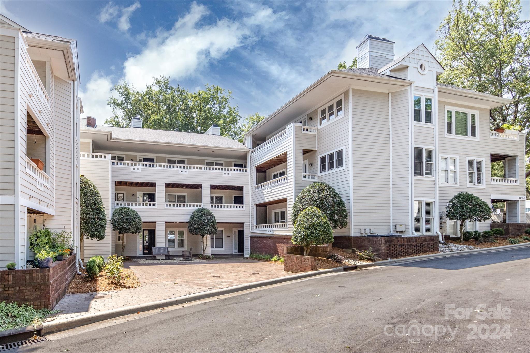 Myers Park - Residential