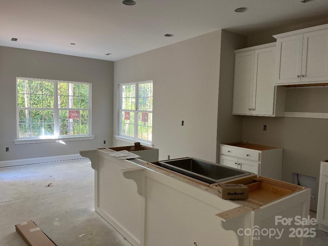 12321 Edna Drive